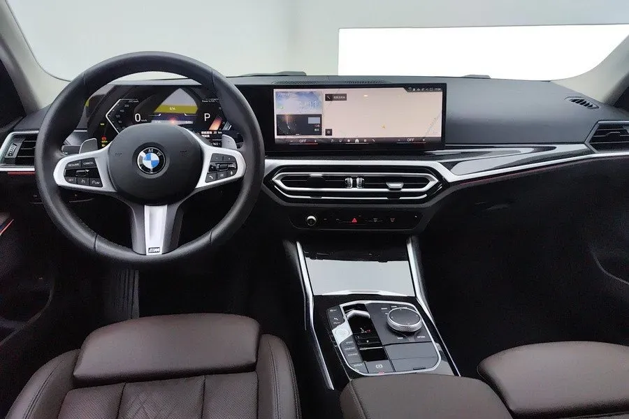 2024 BMW 3 Series 2.0T 184HP L4 8AT,autocango,china used car exporter,china ev exporter,chinese used car exporter,chinese used ev exporter