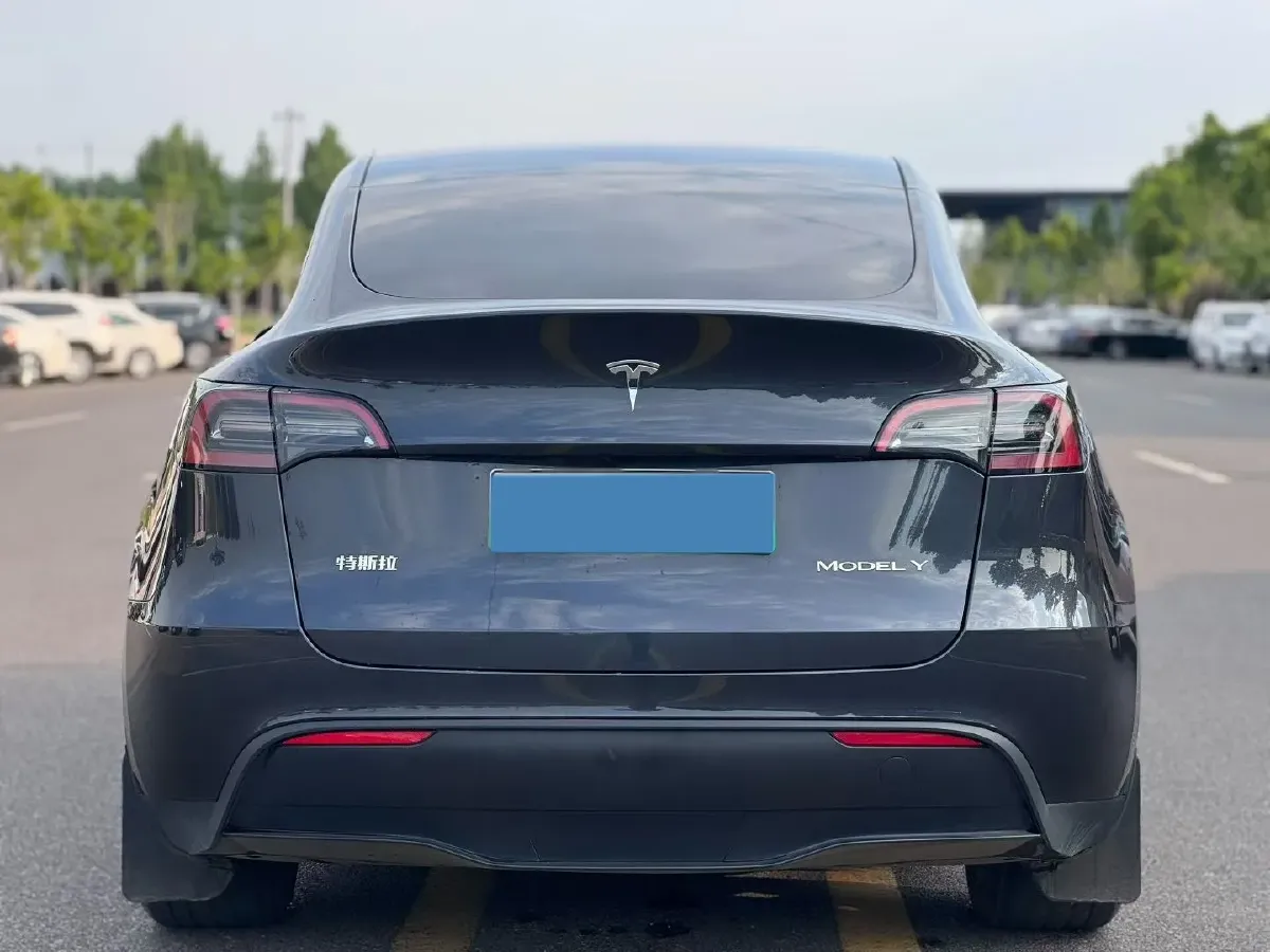 2024 Tesla Model Y BEV 60KWH,autocango,china used car exporter,china ev exporter,chinese used car exporter,chinese used ev exporter