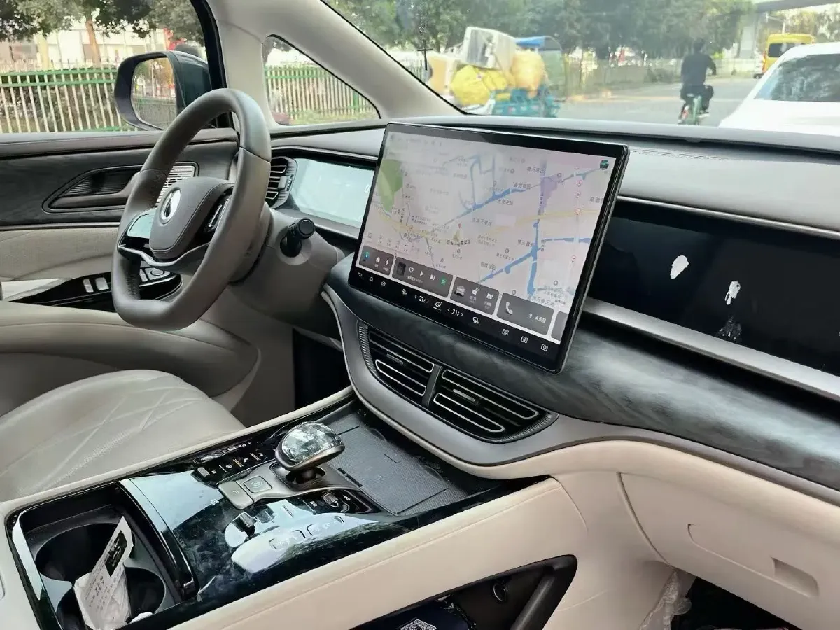 2022 Mercedes-Benz GLC Class 2.0T 197HP L4 9AT,autocango,china used car exporter,china ev exporter,chinese used car exporter,chinese used ev exporter