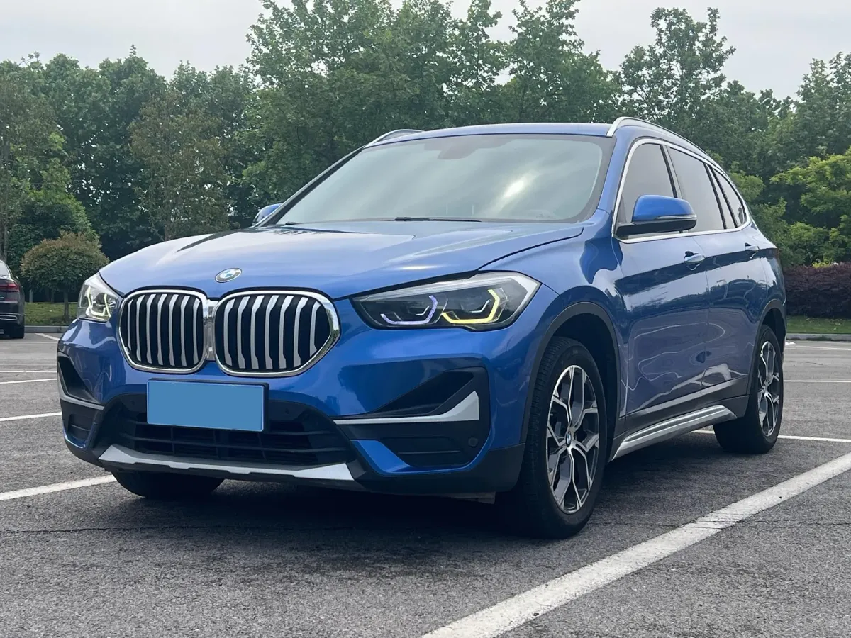 2020 BMW X1 1.5T 140HP L3 7DCT,autocango,china used car exporter,china ev exporter,chinese used car exporter,chinese used ev exporter