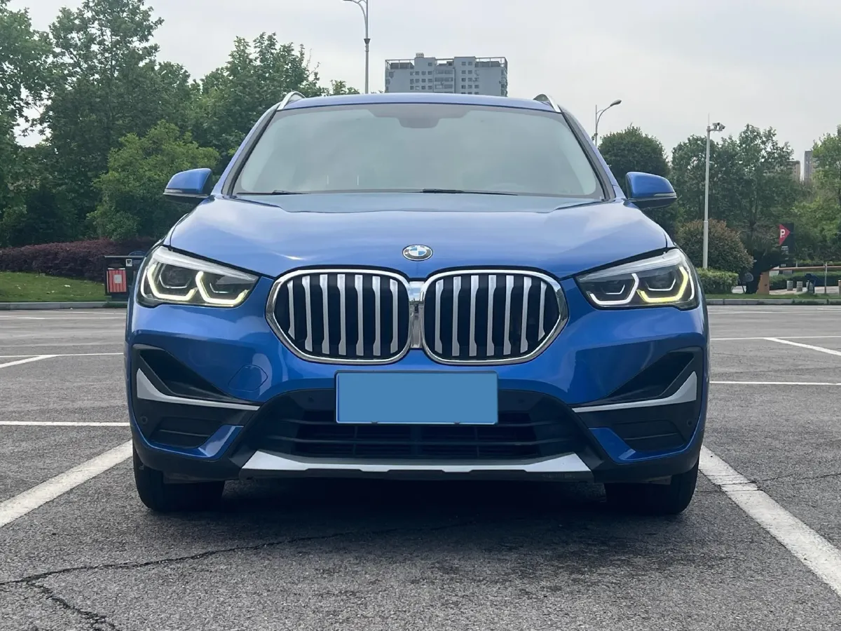 2020 BMW X1 1.5T 140HP L3 7DCT,autocango,china used car exporter,china ev exporter,chinese used car exporter,chinese used ev exporter