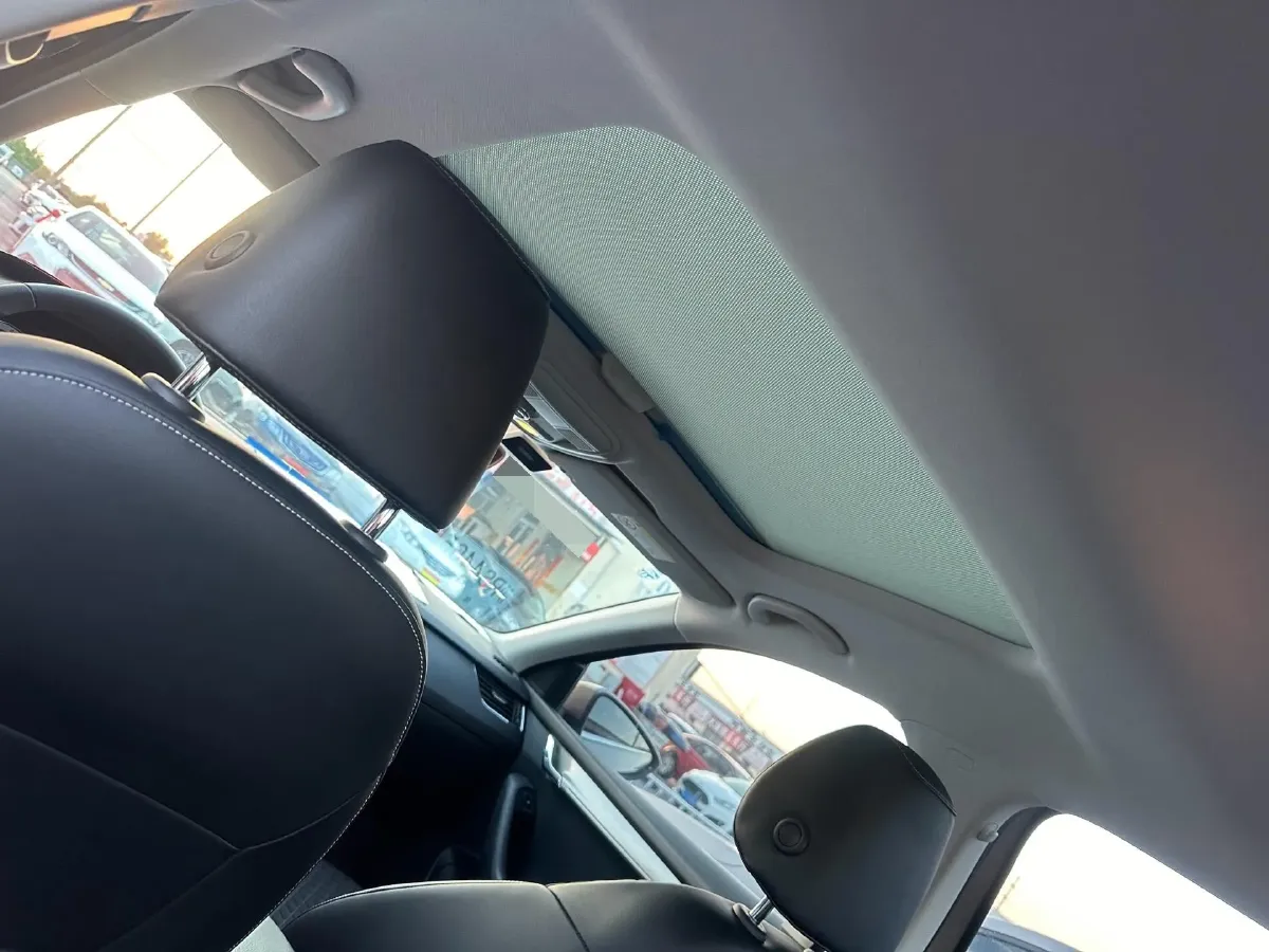 2019 Skoda Octavia 1.5L 116HP L4 6AT,autocango,china used car exporter,china ev exporter,chinese used car exporter,chinese used ev exporter