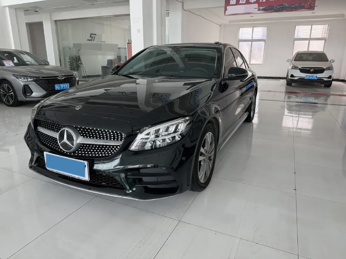 2021 Mercedes-Benz C Class 1.5T 156HP L4 9AT,autocango,china used car exporter,china ev exporter,chinese used car exporter,chinese used ev exporter