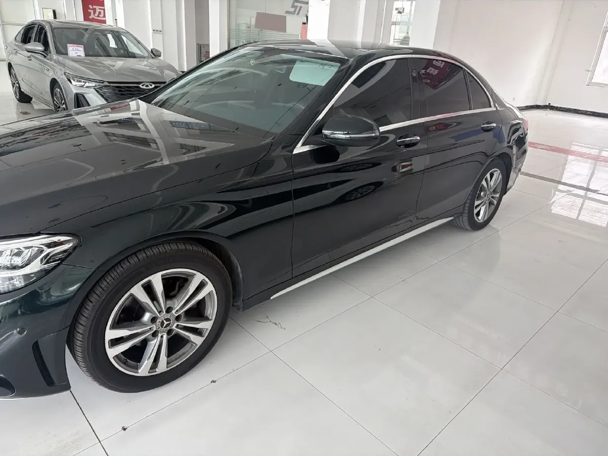 2021 Mercedes-Benz C Class 1.5T 156HP L4 9AT,autocango,china used car exporter,china ev exporter,chinese used car exporter,chinese used ev exporter