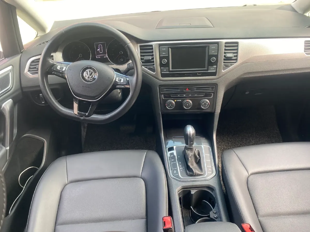 2019 Volkswagen Golf Sportsvan 1.4T 150HP L4 7DCT,autocango,china used car exporter,china ev exporter,chinese used car exporter,chinese used ev exporter