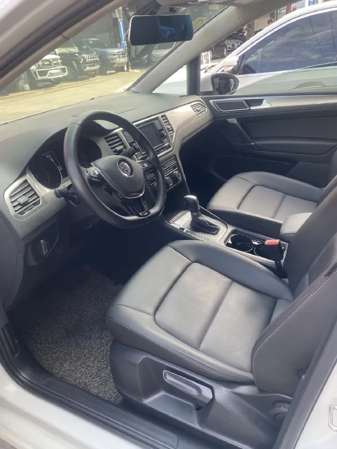 2019 Volkswagen Golf Sportsvan 1.4T 150HP L4 7DCT,autocango,china used car exporter,china ev exporter,chinese used car exporter,chinese used ev exporter