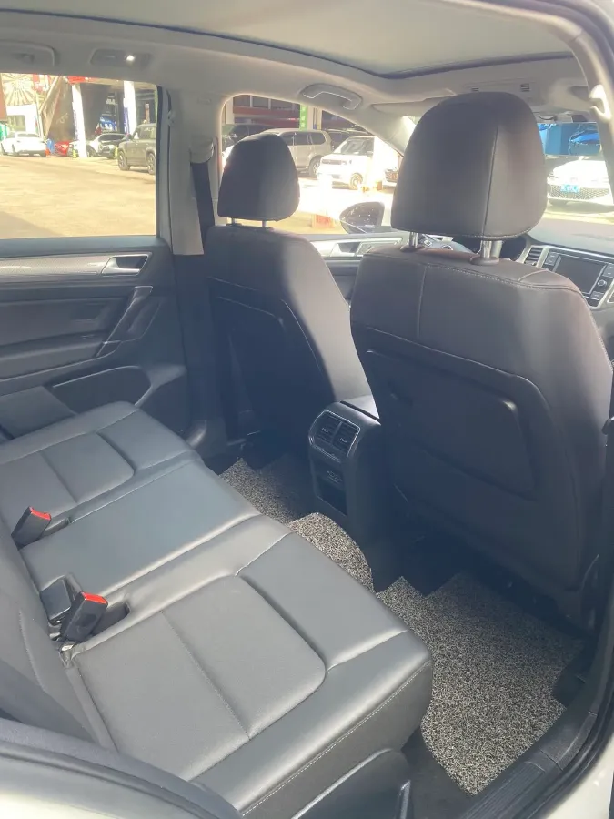 2019 Volkswagen Golf Sportsvan 1.4T 150HP L4 7DCT,autocango,china used car exporter,china ev exporter,chinese used car exporter,chinese used ev exporter