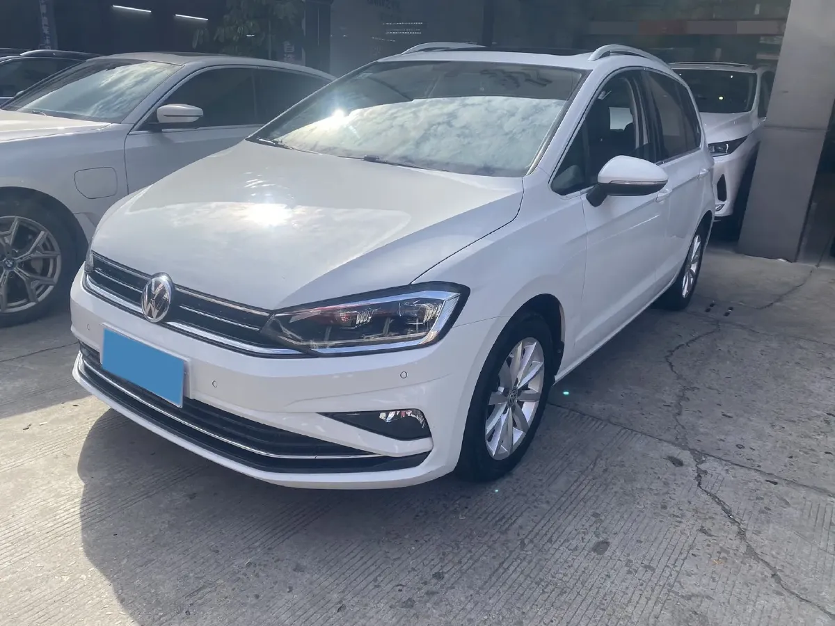 2019 Volkswagen Golf Sportsvan 1.4T 150HP L4 7DCT,autocango,china used car exporter,china ev exporter,chinese used car exporter,chinese used ev exporter