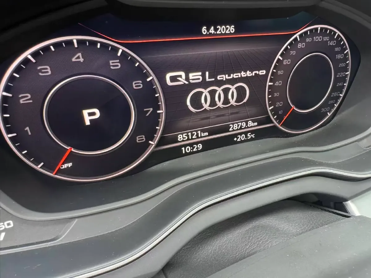 2020 Audi Q5L 2.0T 190HP L4 7DCT,autocango,china used car exporter,china ev exporter,chinese used car exporter,chinese used ev exporter