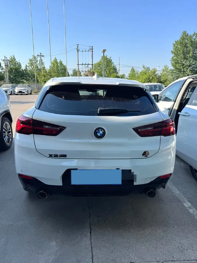 2021 BMW X2 2.0T 192HP L4 7DCT,autocango,china used car exporter,china ev exporter,chinese used car exporter,chinese used ev exporter