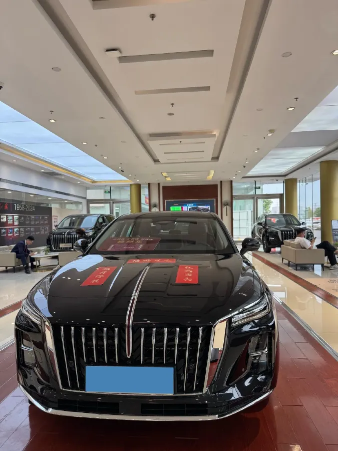 2025 HongQi H5 1.5T 150HP L4 1DHT PHEV,autocango,china used car exporter,china ev exporter,chinese used car exporter,chinese used ev exporter