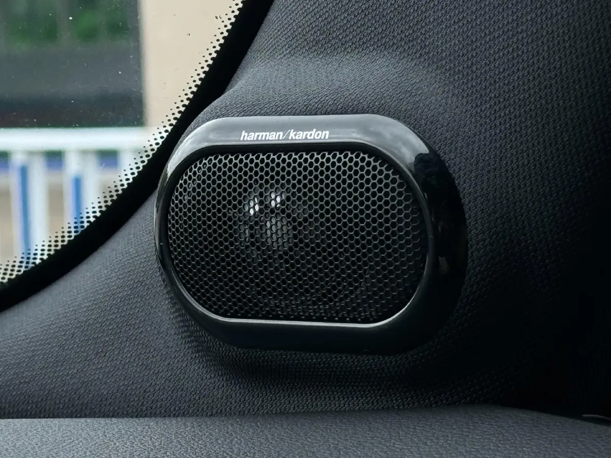 2023 MINI MINI 2.0T 192HP L4 7DCT,autocango,china used car exporter,china ev exporter,chinese used car exporter,chinese used ev exporter