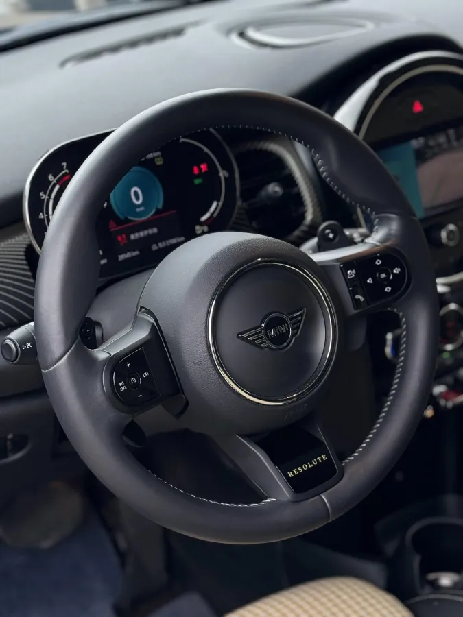 2023 MINI MINI 2.0T 192HP L4 7DCT,autocango,china used car exporter,china ev exporter,chinese used car exporter,chinese used ev exporter