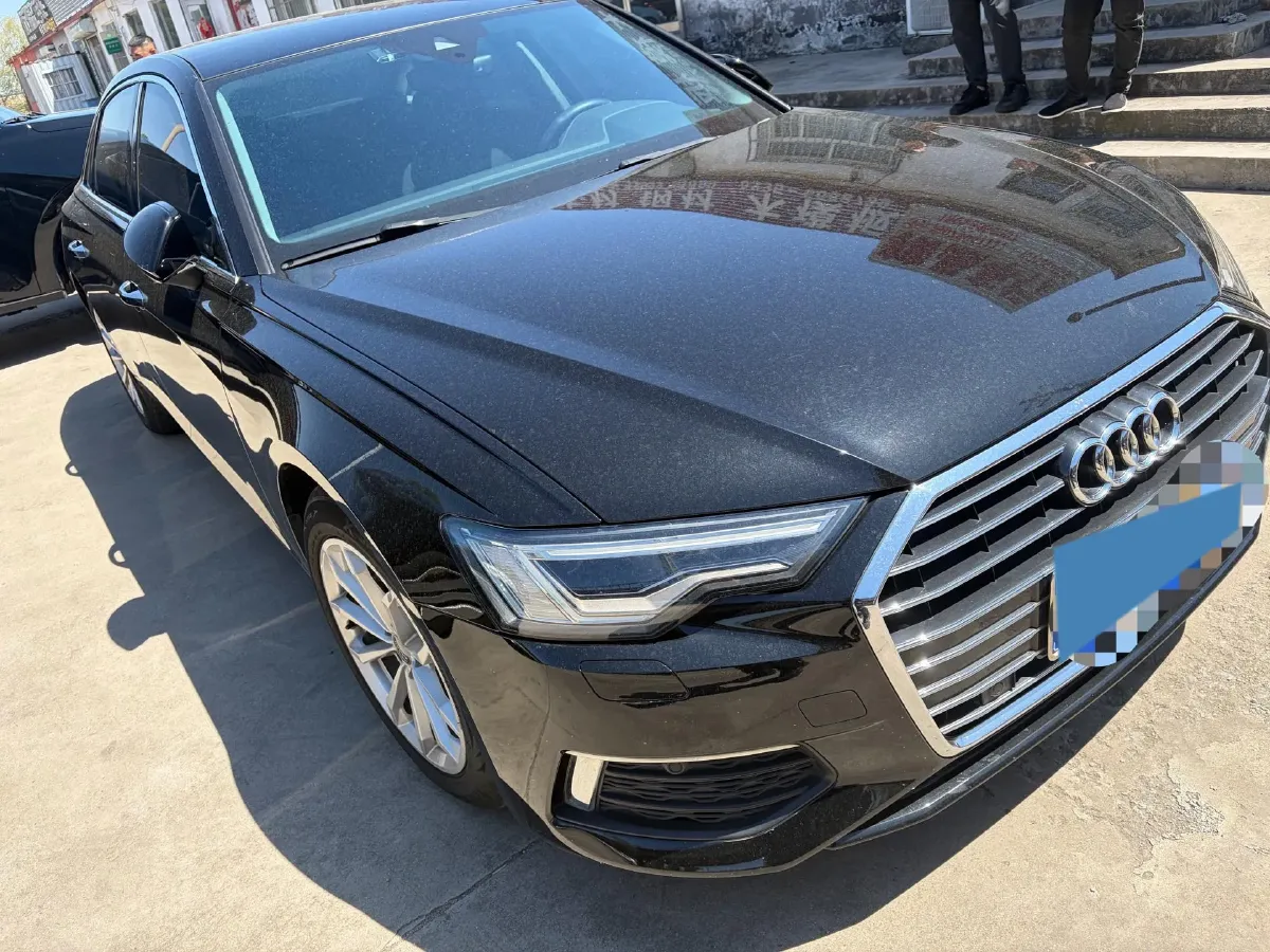 2021 Audi A6L 2.0T 190HP L4 7DCT,autocango,china used car exporter,china ev exporter,chinese used car exporter,chinese used ev exporter