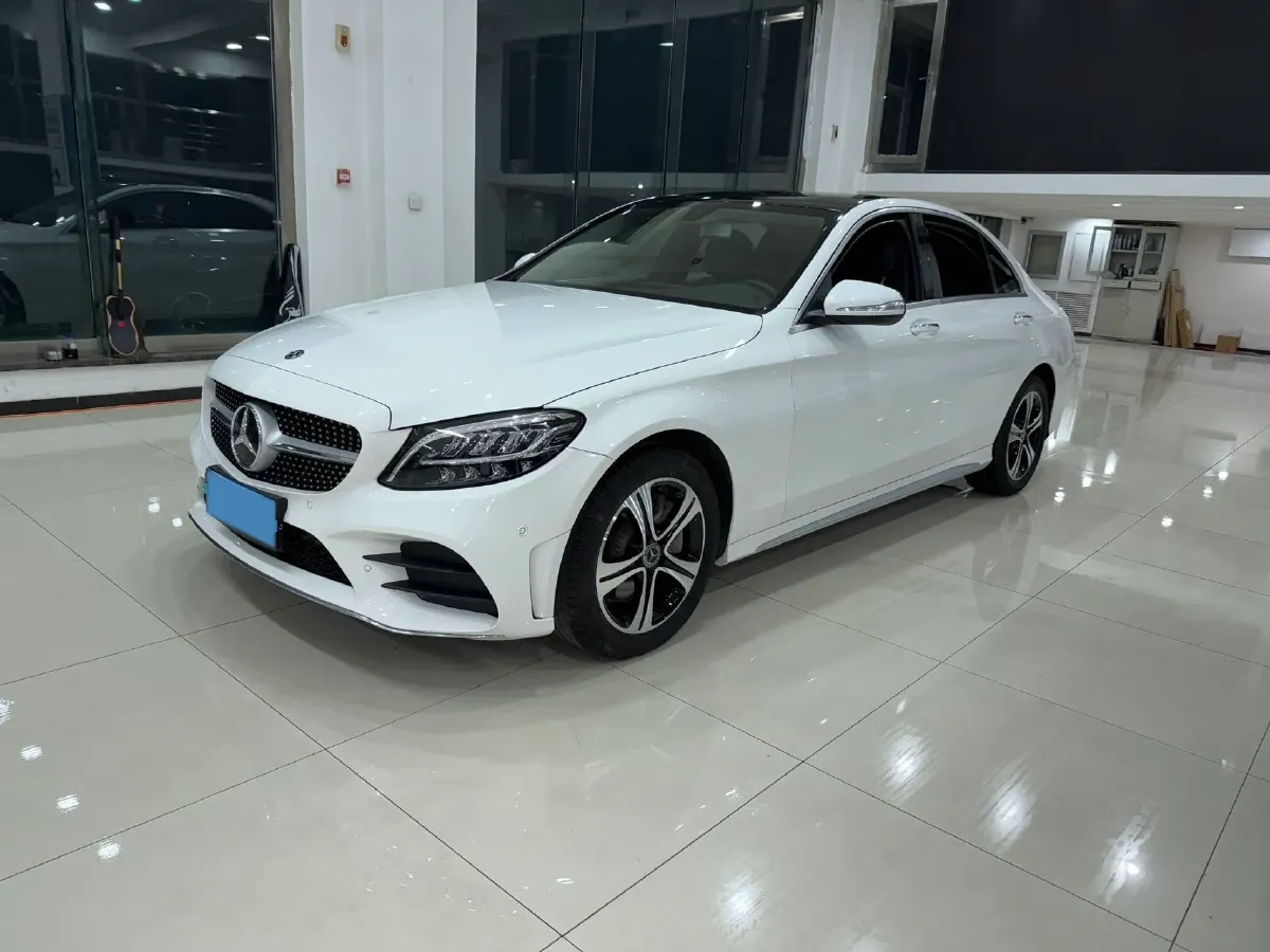 2020 Mercedes-Benz C Class 1.5T 184HP L4 9AT,autocango,china used car exporter,china ev exporter,chinese used car exporter,chinese used ev exporter