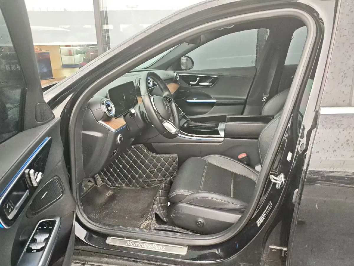2023 Mercedes-Benz C Class 1.5T 204HP L4 9AT,autocango,china used car exporter,china ev exporter,chinese used car exporter,chinese used ev exporter