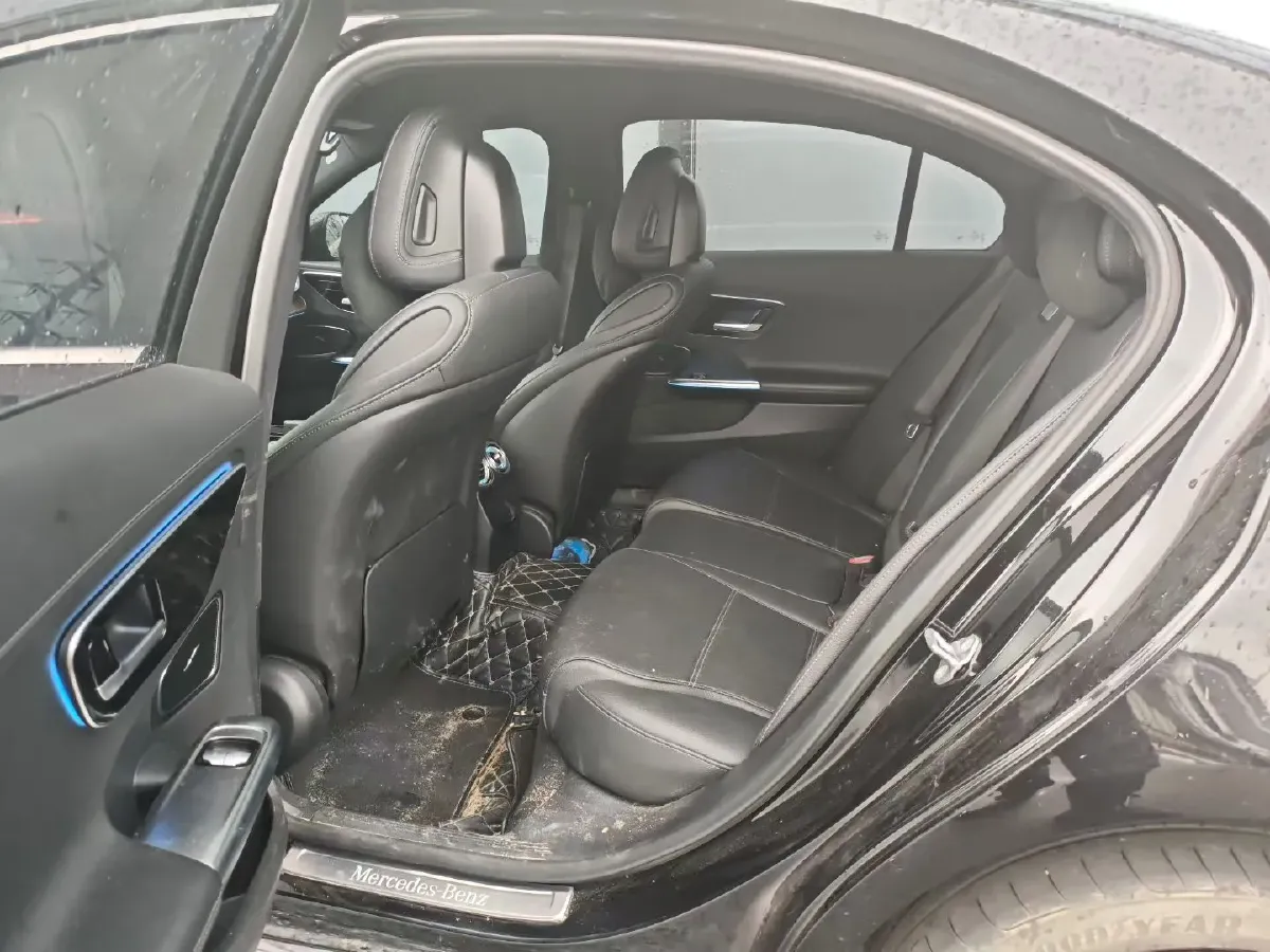 2023 Mercedes-Benz C Class 1.5T 204HP L4 9AT,autocango,china used car exporter,china ev exporter,chinese used car exporter,chinese used ev exporter