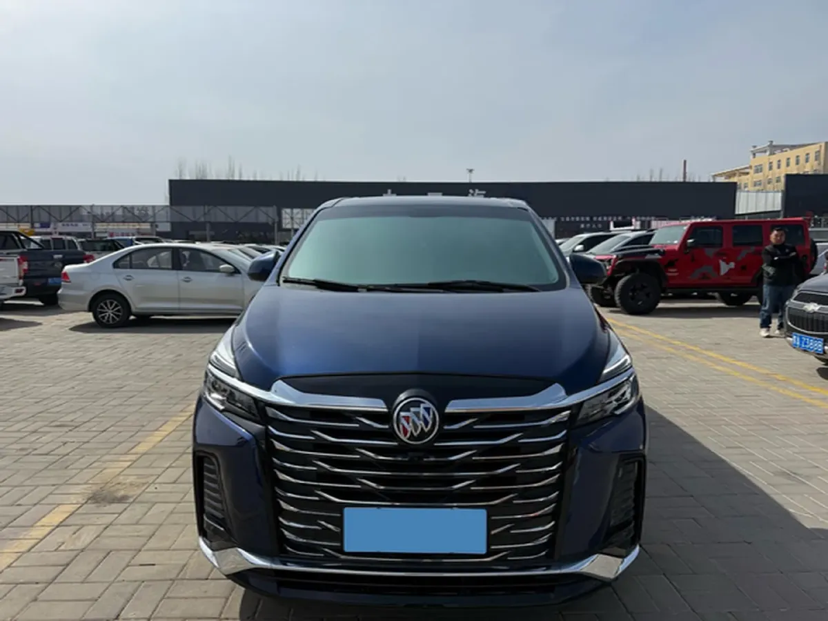 2022 Buick GL8 2.0T 237HP L4 9AT,autocango,china used car exporter,china ev exporter,chinese used car exporter,chinese used ev exporter