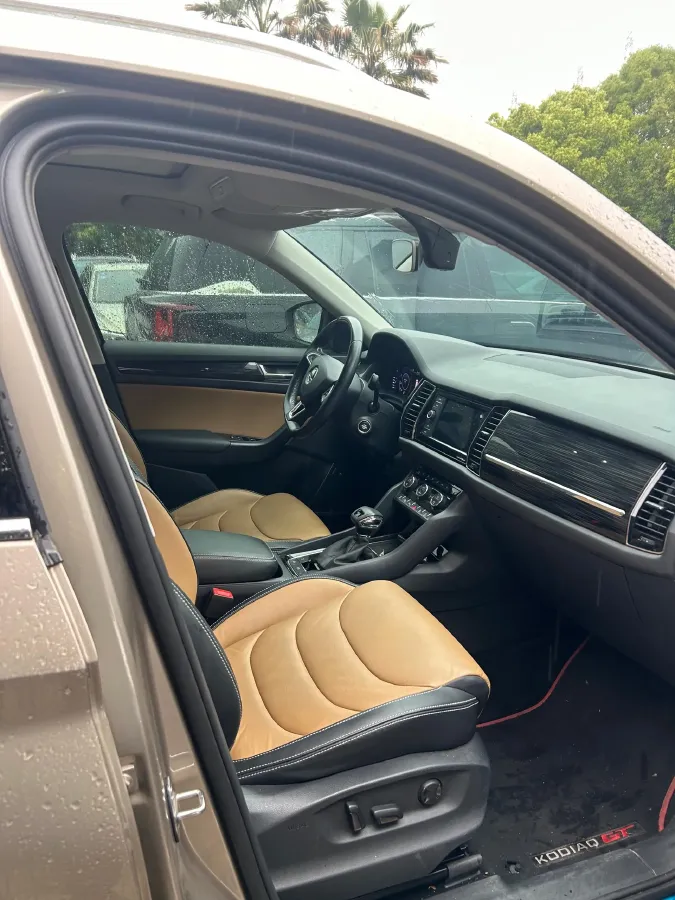 2019 Skoda Kodiak GT 2.0T 186HP L4 7DCT,autocango,china used car exporter,china ev exporter,chinese used car exporter,chinese used ev exporter