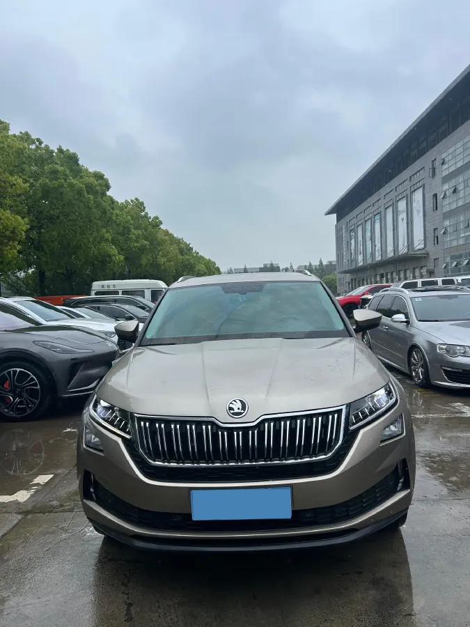 2019 Skoda Kodiak GT 2.0T 186HP L4 7DCT,autocango,china used car exporter,china ev exporter,chinese used car exporter,chinese used ev exporter