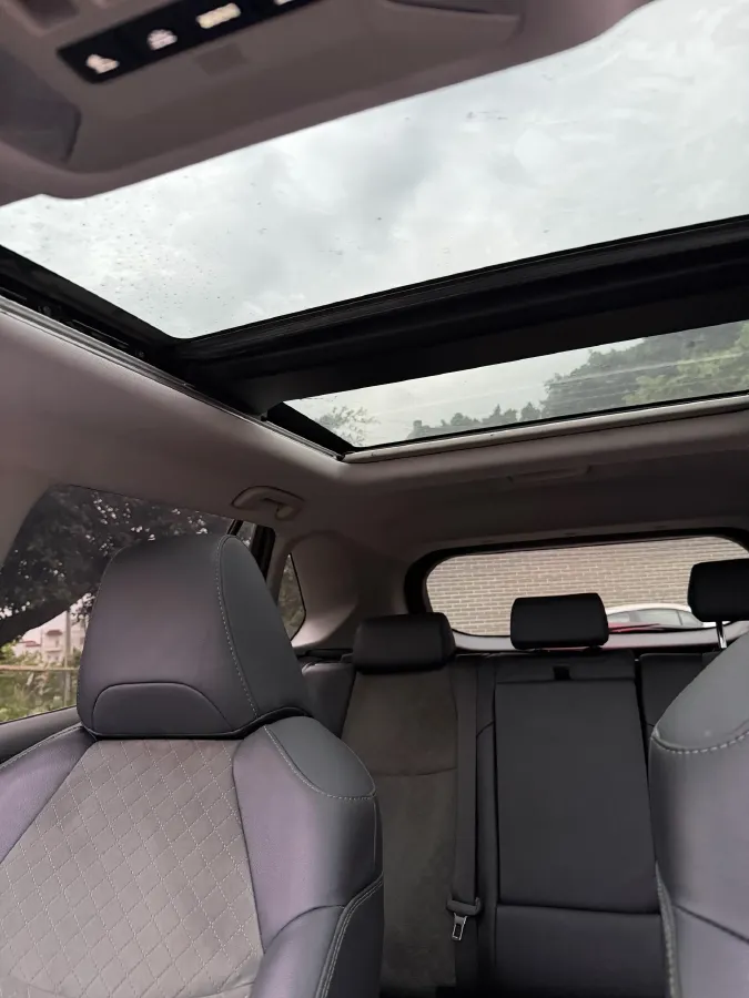 2023 Toyota RAV4 2.0L 171HP L4 CVT,autocango,china used car exporter,china ev exporter,chinese used car exporter,chinese used ev exporter