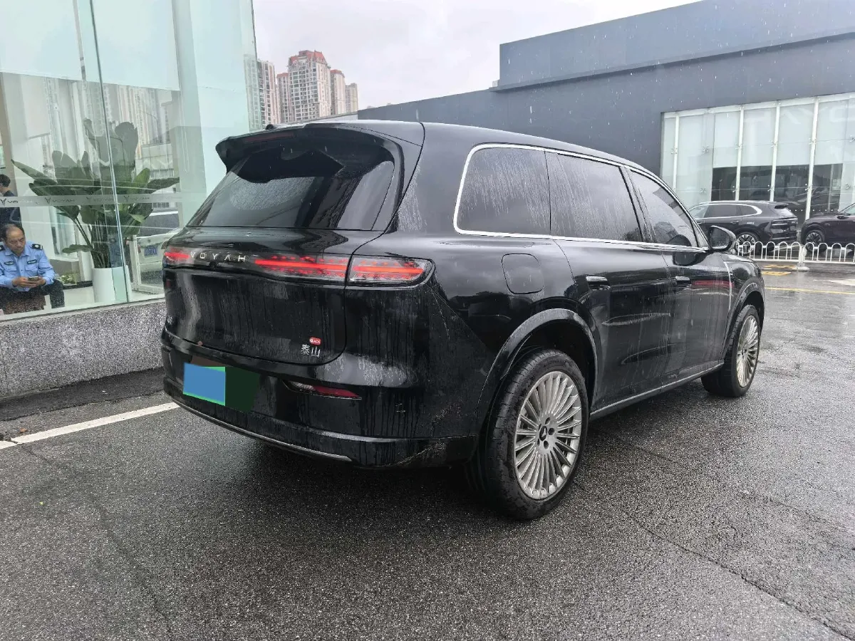 2026 Voyah 9L 1.5T 150HP L4 PHEV,autocango,china used car exporter,china ev exporter,chinese used car exporter,chinese used ev exporter