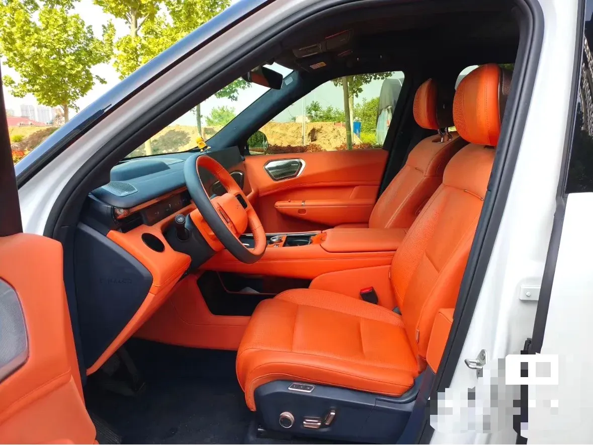 2025 LYNK&CO 900 2.0T 254HP L4 3DHT PHEV,autocango,china used car exporter,china ev exporter,chinese used car exporter,chinese used ev exporter