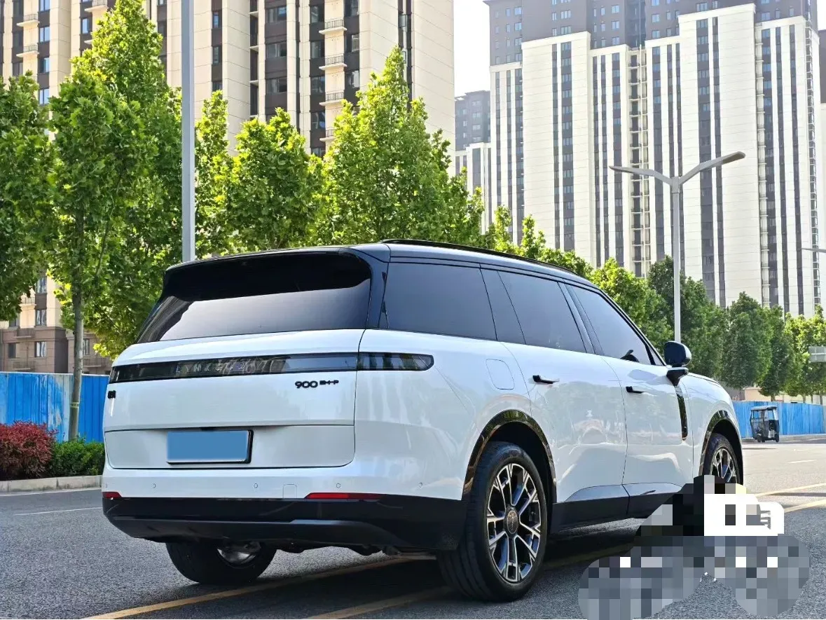 2025 LYNK&CO 900 2.0T 254HP L4 3DHT PHEV,autocango,china used car exporter,china ev exporter,chinese used car exporter,chinese used ev exporter