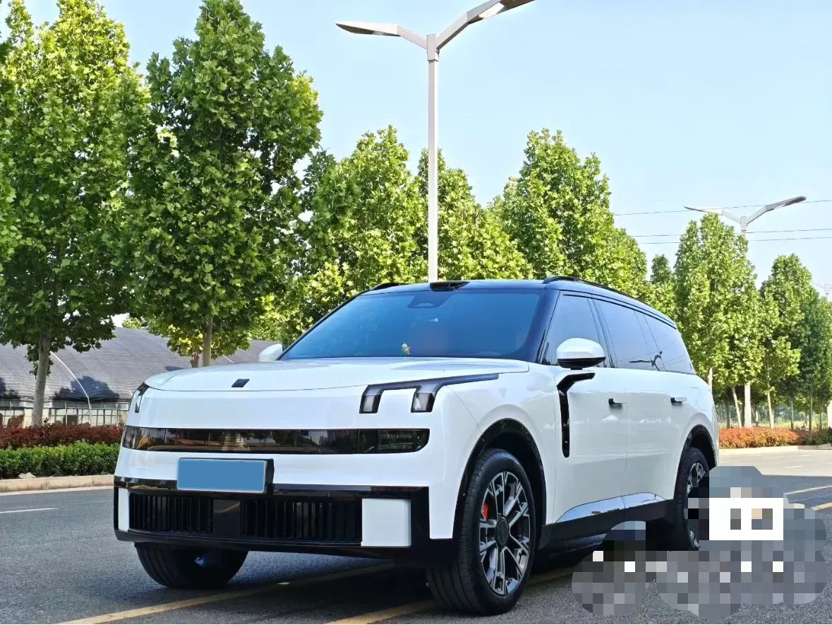 2025 LYNK&CO 900 2.0T 254HP L4 3DHT PHEV,autocango,china used car exporter,china ev exporter,chinese used car exporter,chinese used ev exporter