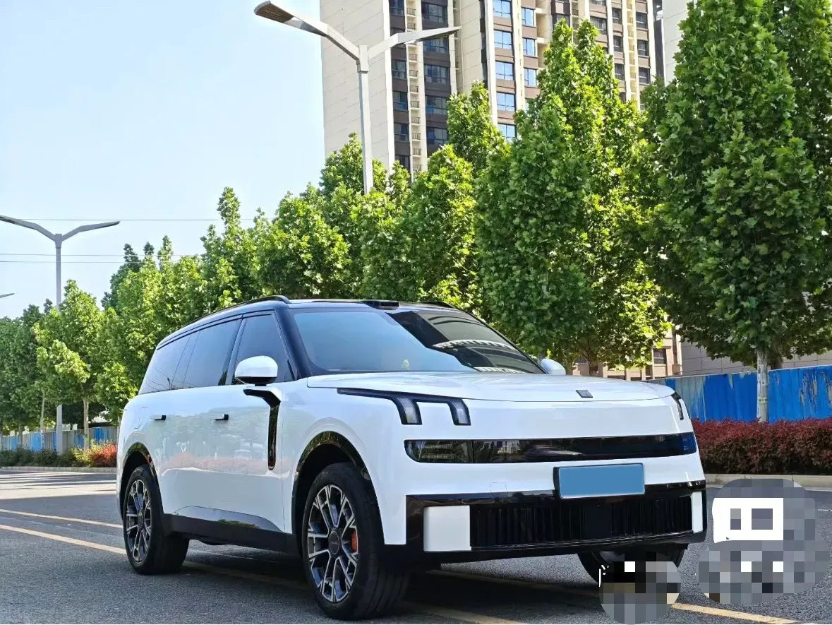 2025 LYNK&CO 900 2.0T 254HP L4 3DHT PHEV,autocango,china used car exporter,china ev exporter,chinese used car exporter,chinese used ev exporter