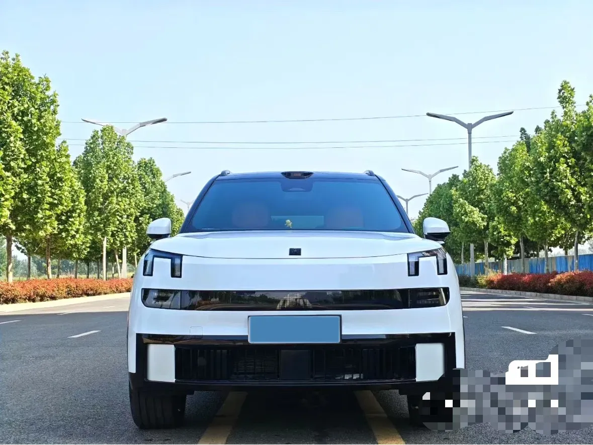 2025 LYNK&CO 900 2.0T 254HP L4 3DHT PHEV,autocango,china used car exporter,china ev exporter,chinese used car exporter,chinese used ev exporter