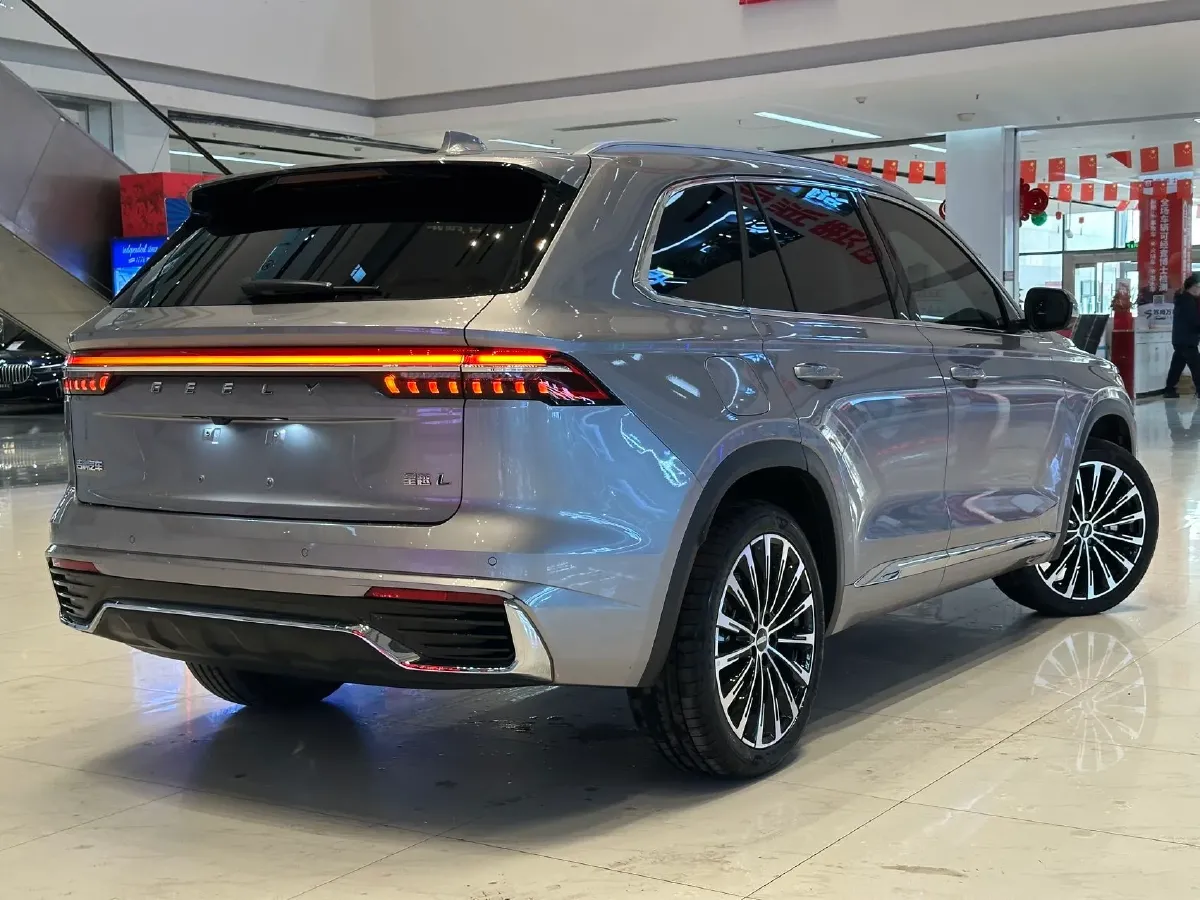 2025 Geely Monjaro 2.0T 238HP L4 8AT,autocango,china used car exporter,china ev exporter,chinese used car exporter,chinese used ev exporter