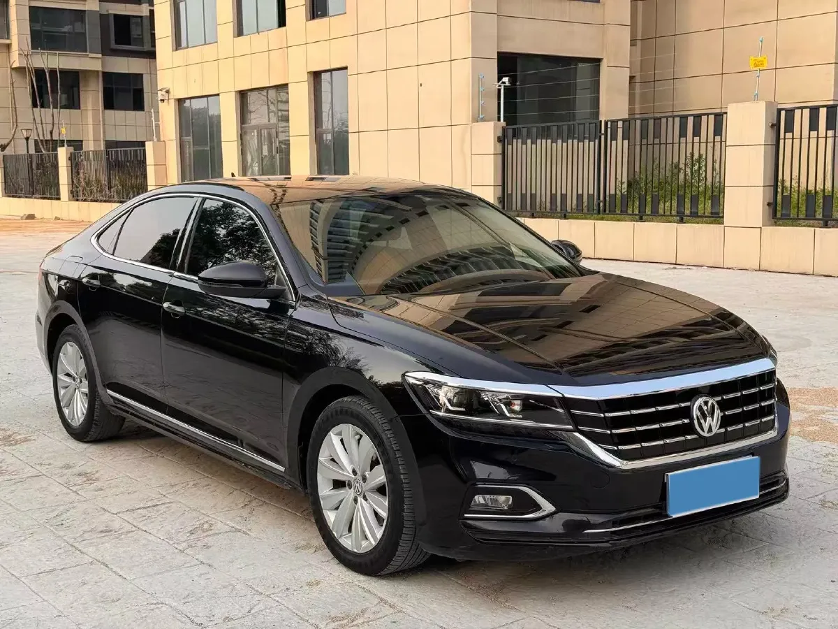 2020 Volkswagen Passat 2.0T 186HP L4 7DCT,autocango,china used car exporter,china ev exporter,chinese used car exporter,chinese used ev exporter