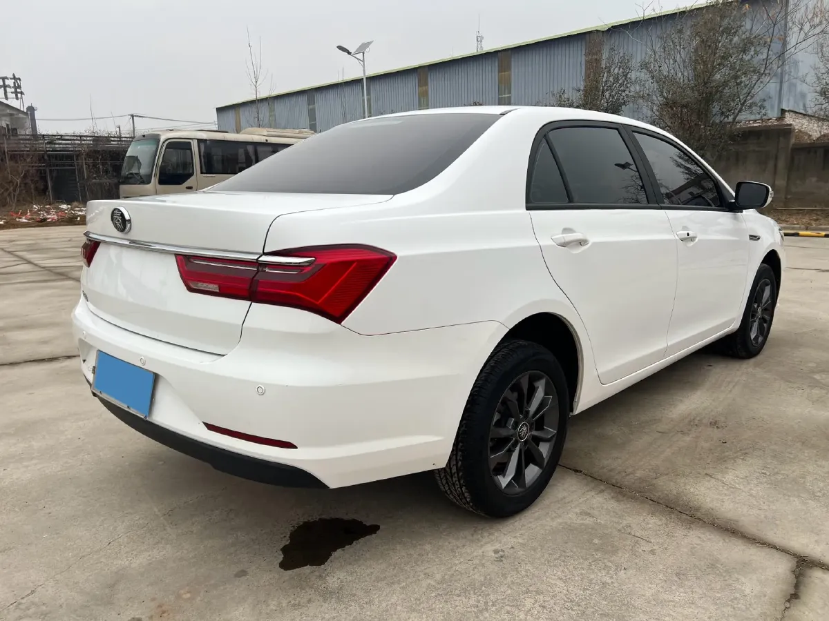 2019 BYD Qin 1.5L 109HP L4 5MT,autocango,china used car exporter,china ev exporter,chinese used car exporter,chinese used ev exporter