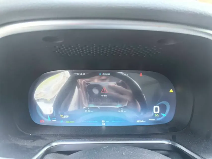 2017 Roewe RX5 BEV 48.3KWH,autocango,china used car exporter,china ev exporter,chinese used car exporter,chinese used ev exporter