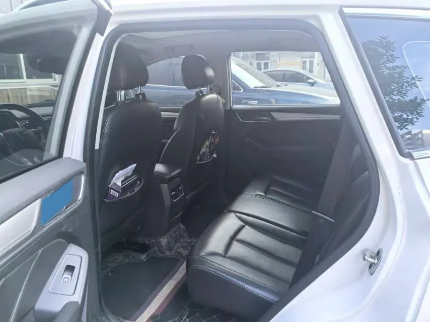 2017 Roewe RX5 BEV 48.3KWH,autocango,china used car exporter,china ev exporter,chinese used car exporter,chinese used ev exporter