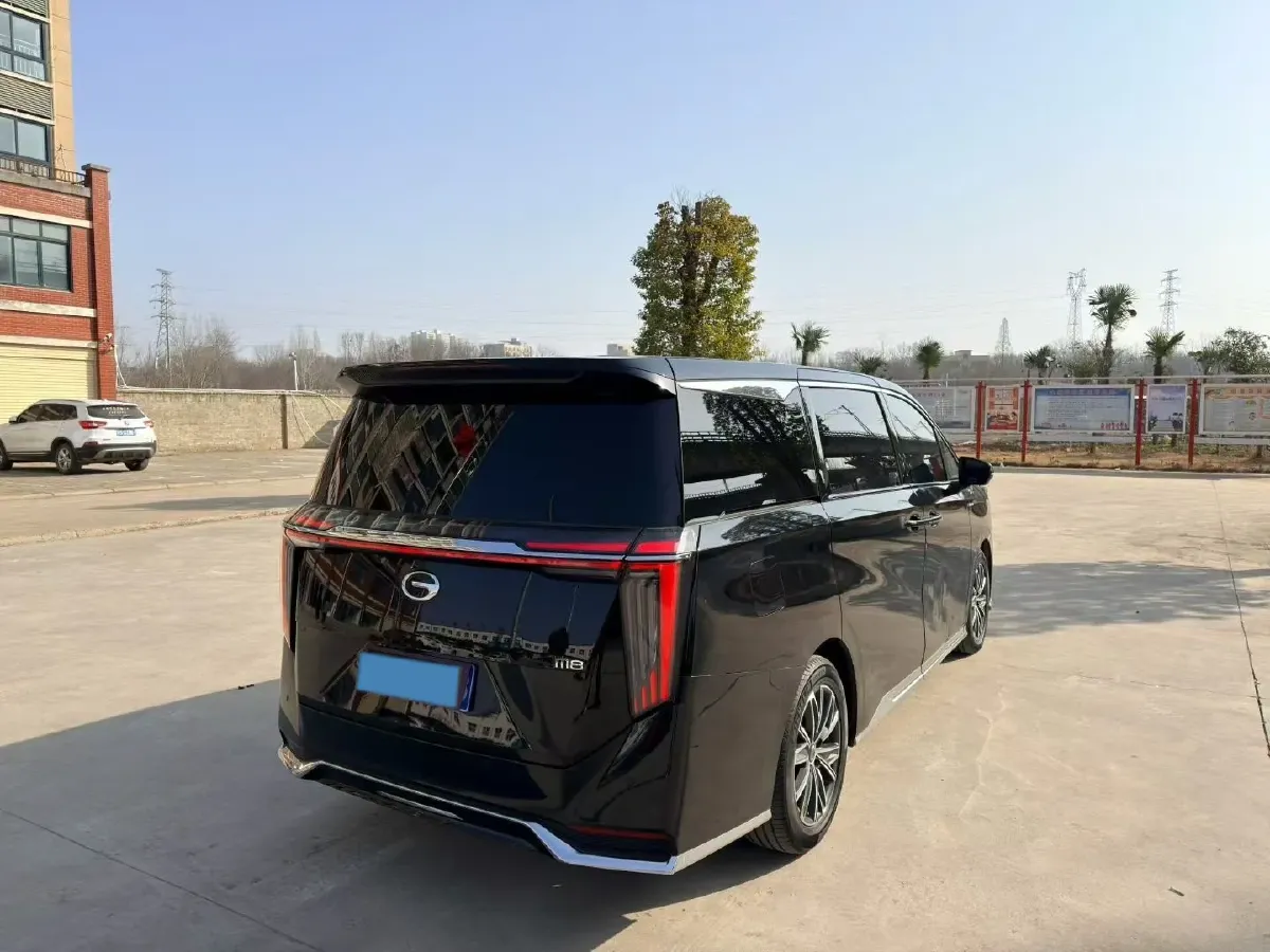 2024 GAC Trumpchi M8 2.0T 252HP L4 8AT,autocango,china used car exporter,china ev exporter,chinese used car exporter,chinese used ev exporter