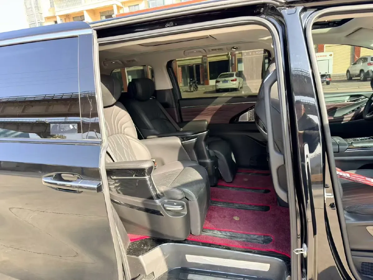 2024 GAC Trumpchi M8 2.0T 252HP L4 8AT,autocango,china used car exporter,china ev exporter,chinese used car exporter,chinese used ev exporter