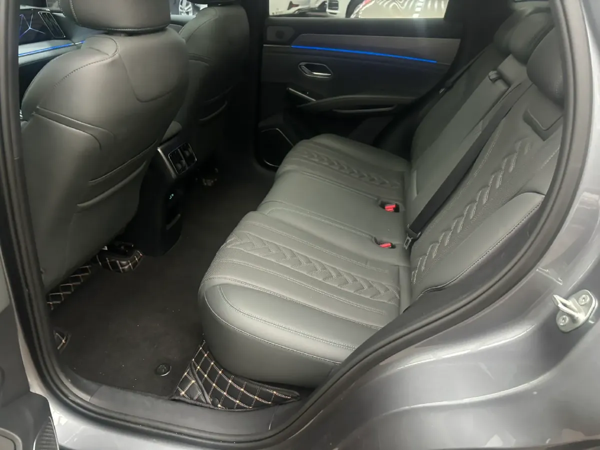 2025 BYD SongL DM-i 1.5L 101HP L4 E-CVT PHEV 26.6KWH,autocango,china used car exporter,china ev exporter,chinese used car exporter,chinese used ev exporter