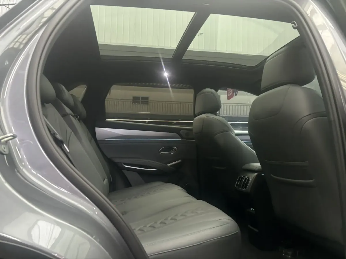 2025 BYD SongL DM-i 1.5L 101HP L4 E-CVT PHEV 26.6KWH,autocango,china used car exporter,china ev exporter,chinese used car exporter,chinese used ev exporter