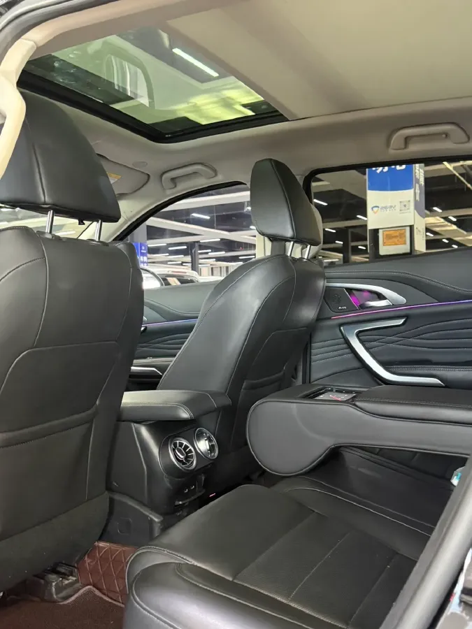 2021 WEY VV7 2.0T 227HP L4 7DCT,autocango,china used car exporter,china ev exporter,chinese used car exporter,chinese used ev exporter