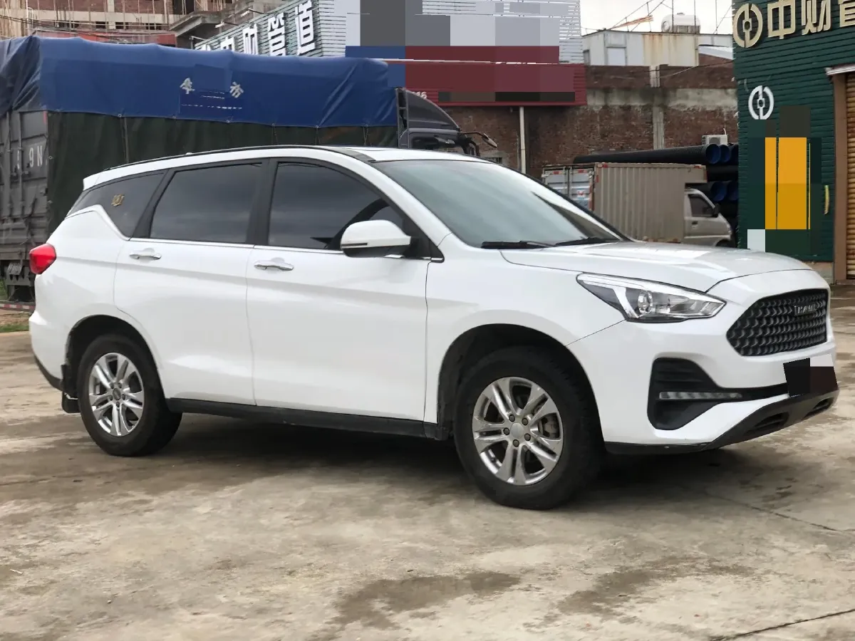 2019 Haval M6 1.5T 150HP L4 7DCT,autocango,china used car exporter,china ev exporter,chinese used car exporter,chinese used ev exporter