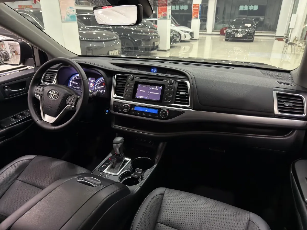 2019 Mazda CX-8 2.5L 192HP L4 6AT,autocango,china used car exporter,china ev exporter,chinese used car exporter,chinese used ev exporter