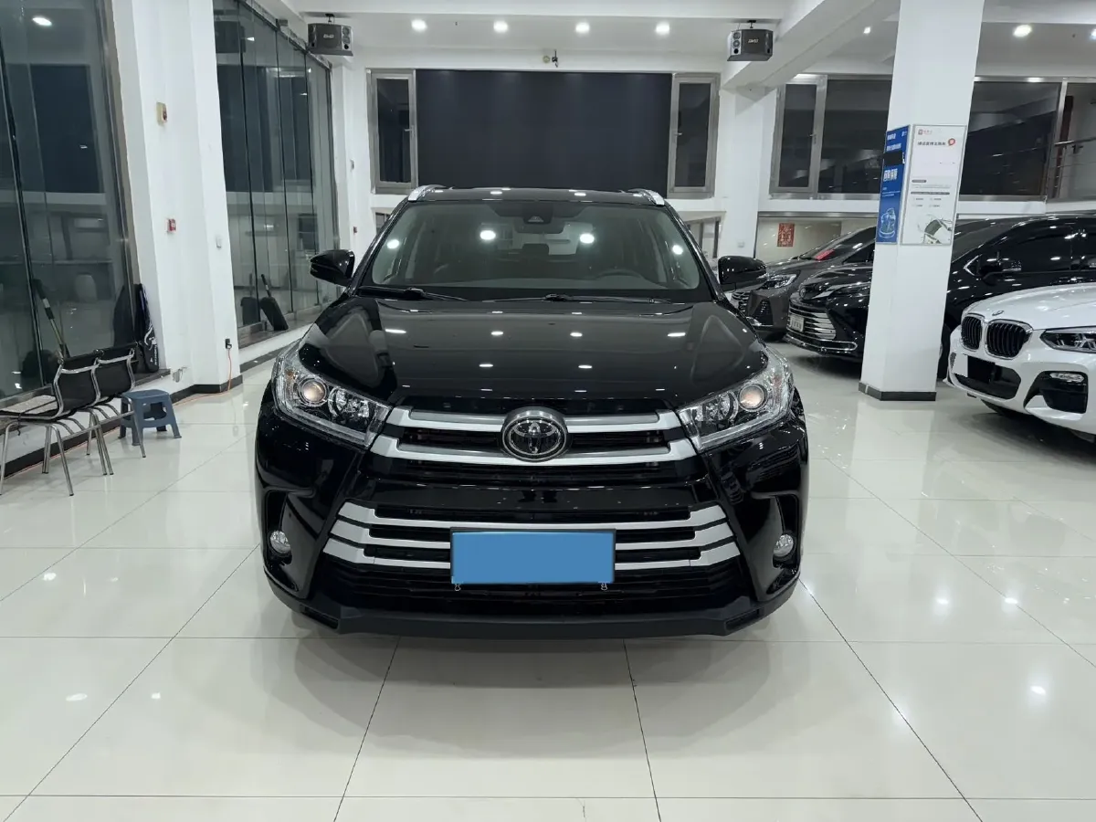 2019 Mazda CX-8 2.5L 192HP L4 6AT,autocango,china used car exporter,china ev exporter,chinese used car exporter,chinese used ev exporter