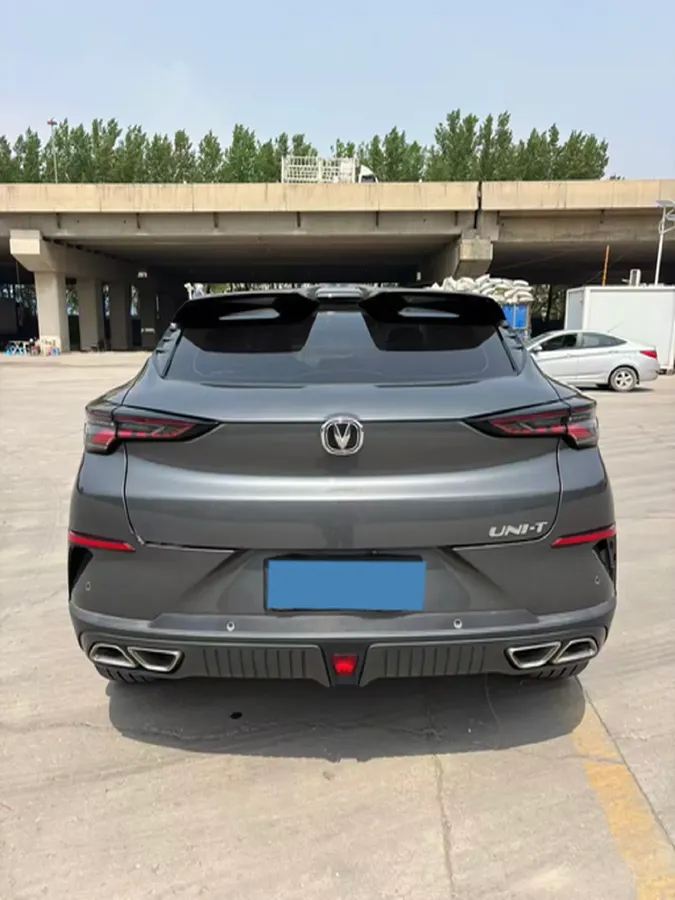 2022 ChangAn UNI-T 1.5T 188HP L4 7DCT,autocango,china used car exporter,china ev exporter,chinese used car exporter,chinese used ev exporter