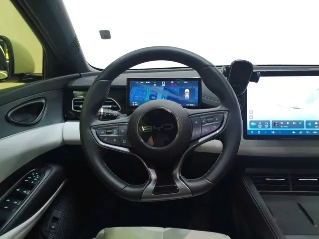 2025 BYD Seal06 1.5L 101HP L4 E-CVT PHEV 10.08KWH,autocango,china used car exporter,china ev exporter,chinese used car exporter,chinese used ev exporter