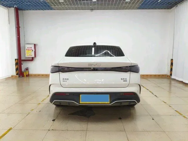 2025 BYD Seal06 1.5L 101HP L4 E-CVT PHEV 10.08KWH,autocango,china used car exporter,china ev exporter,chinese used car exporter,chinese used ev exporter