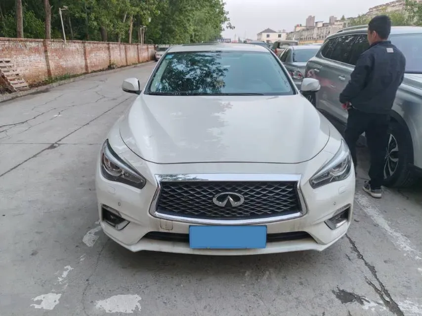 2022 Infiniti Q50L 2.0T 211HP L4 7AT,autocango,china used car exporter,china ev exporter,chinese used car exporter,chinese used ev exporter