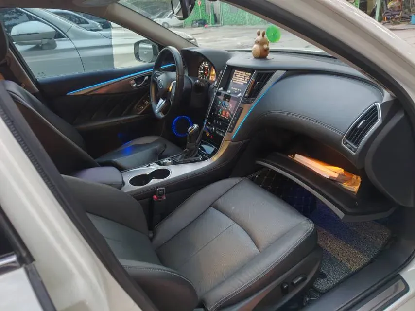 2022 Infiniti Q50L 2.0T 211HP L4 7AT,autocango,china used car exporter,china ev exporter,chinese used car exporter,chinese used ev exporter