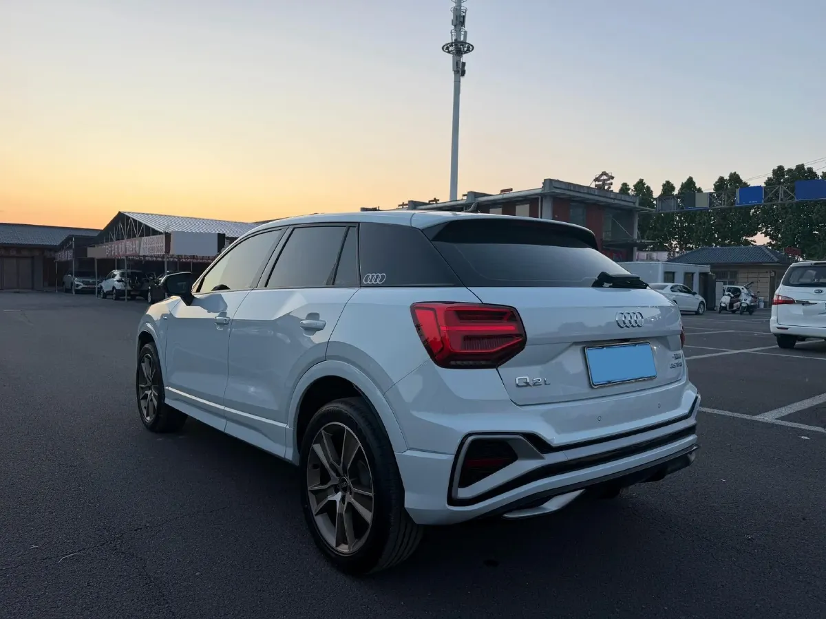 2023 Audi Q2L 1.5T 160HP L4 7DCT,autocango,china used car exporter,china ev exporter,chinese used car exporter,chinese used ev exporter